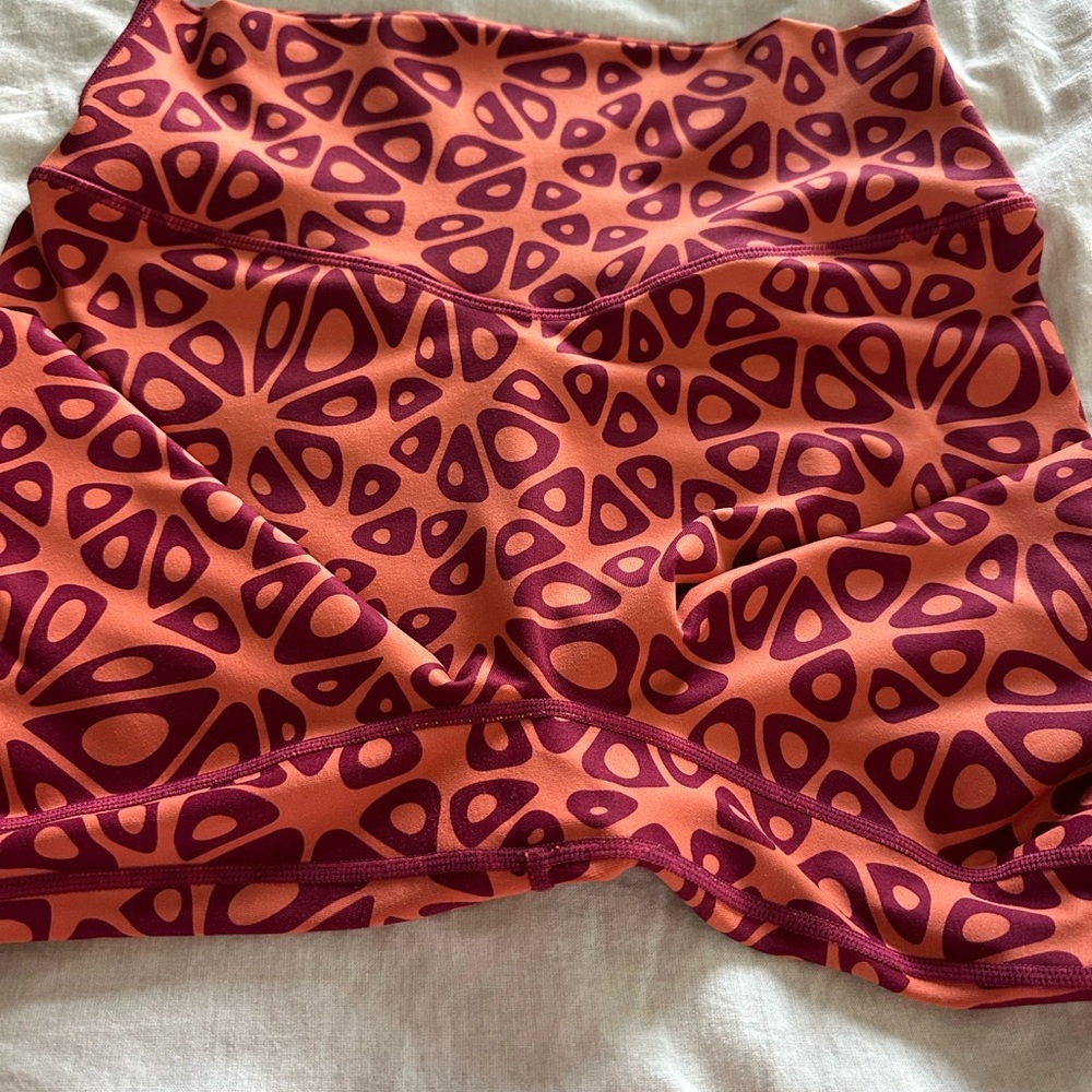 Balance Athletica Vibrant Patterned Leggings - Or… - image 4